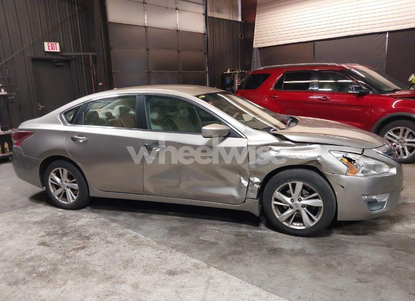 Photo 6 of 2014 Nissan Altima 2.5 SV (VIN 1N4AL3AP9EN209942)