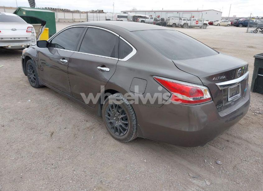 Photo 3 of 2014 Nissan Altima 2.5 S (VIN 1N4AL3AP9EN214476)
