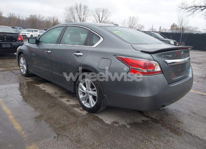 Photo 3 of 2014 Nissan Altima 2.5 SV (VIN 1N4AL3AP9EN219497)