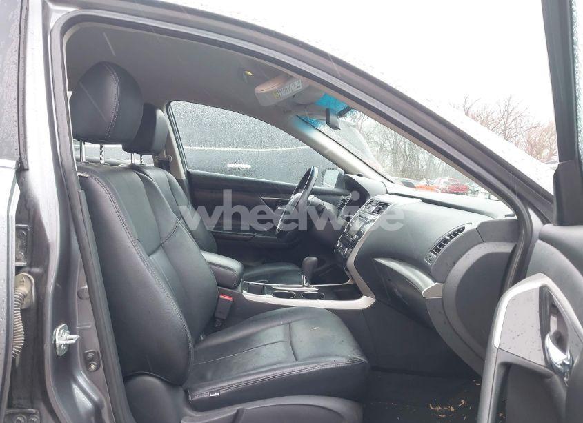 Photo 5 of 2014 Nissan Altima 2.5 SV (VIN 1N4AL3AP9EN219497)