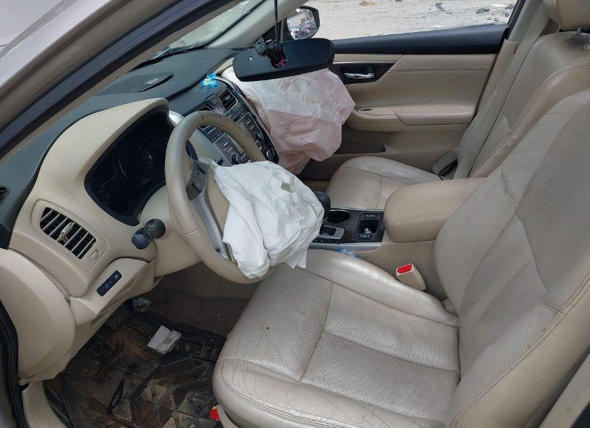 Photo 5 of 2014 Nissan Altima 2.5 SL (VIN 1N4AL3AP9EN236879)