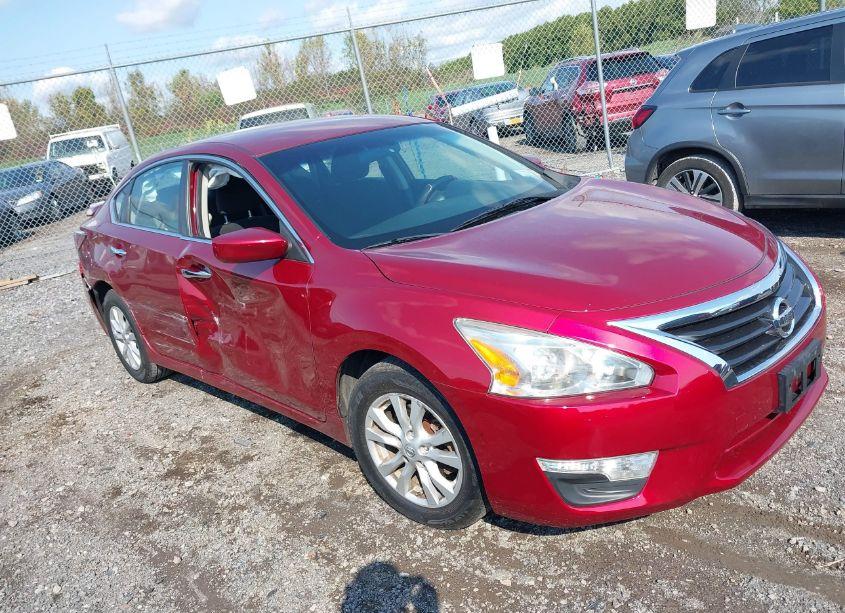 2014 Nissan Altima 2.5 S (VIN 1N4AL3AP9EN248983) main photo