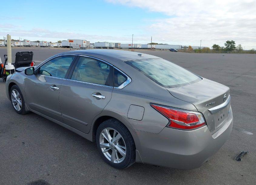 Photo 3 of 2014 Nissan Altima 2.5 SV (VIN 1N4AL3AP9EN254878)