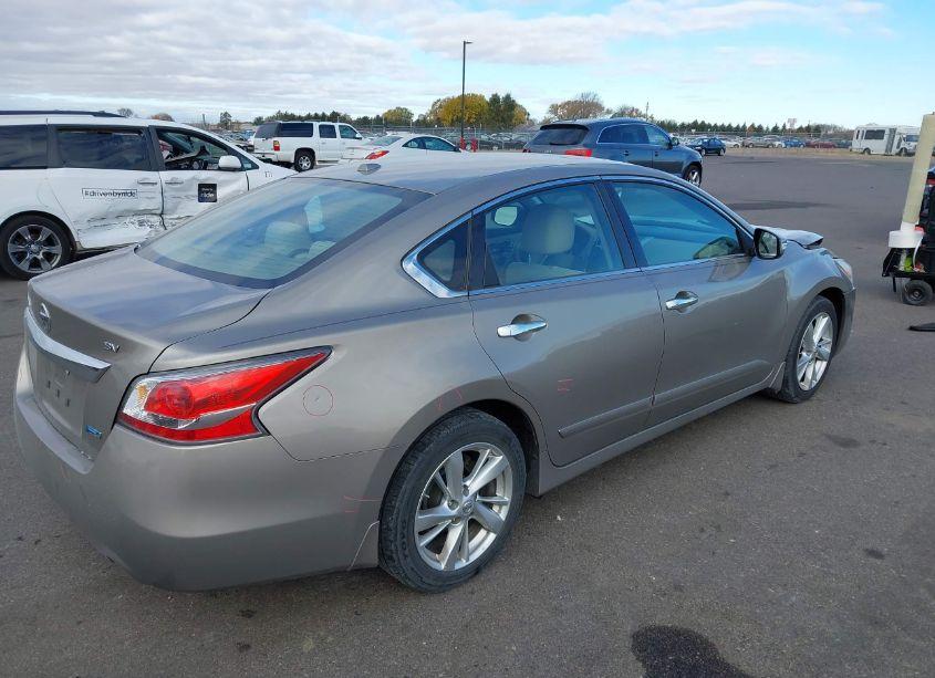 Photo 4 of 2014 Nissan Altima 2.5 SV (VIN 1N4AL3AP9EN254878)