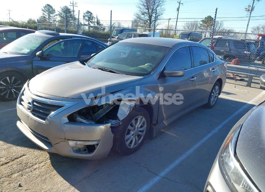 Photo 2 of 2014 Nissan Altima 2.5 S (VIN 1N4AL3AP9EN258154)