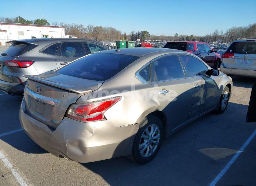 Photo 4 of 2014 Nissan Altima 2.5 S (VIN 1N4AL3AP9EN258154)