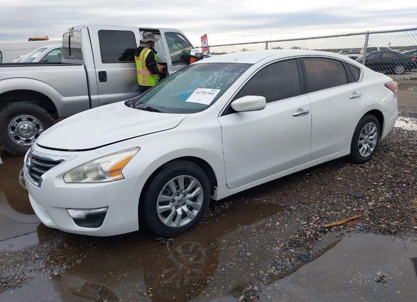 Photo 2 of 2014 Nissan Altima 2.5/2.5 S/2.5 SL/2.5 SV (VIN 1N4AL3AP9EN349781)