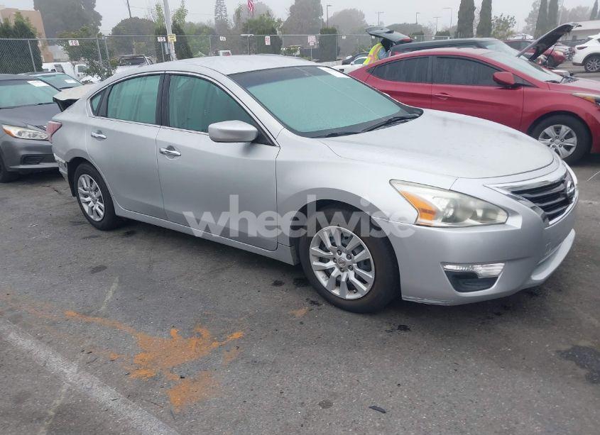 2014 Nissan Altima 2.5 S (VIN 1N4AL3AP9EN358187) main photo