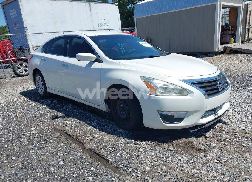 2014 Nissan Altima 2.5/2.5 S/2.5 SL/2.5 SV (VIN 1N4AL3AP9EN374003) main photo