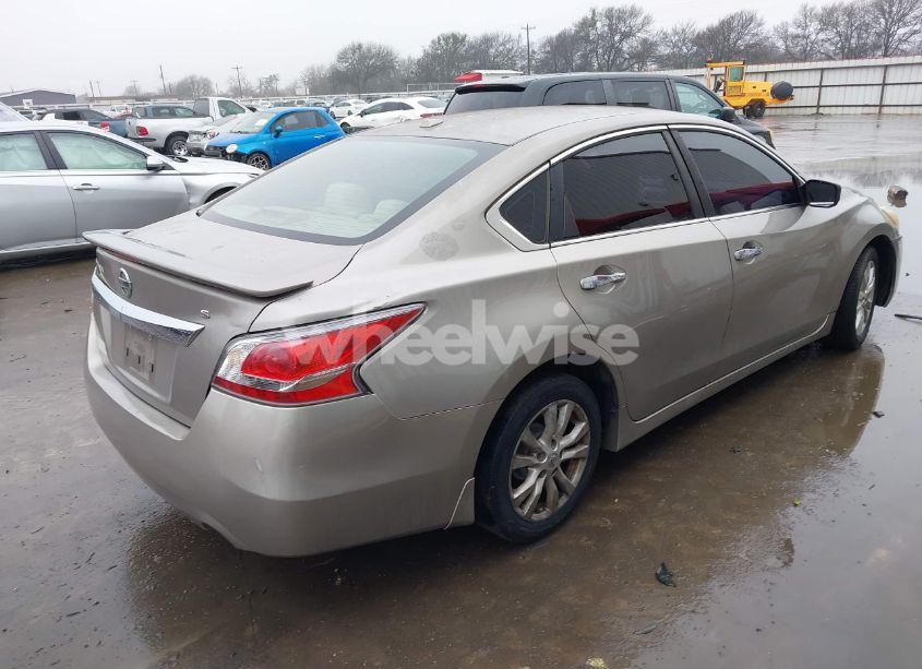 Photo 4 of 2014 Nissan Altima 2.5 S (VIN 1N4AL3AP9EN374440)