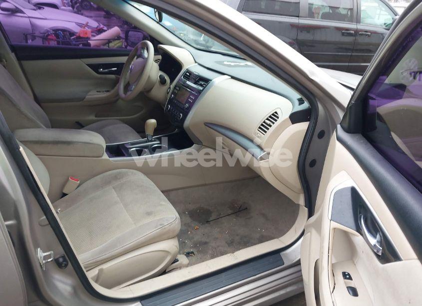 Photo 5 of 2014 Nissan Altima 2.5 S (VIN 1N4AL3AP9EN374440)