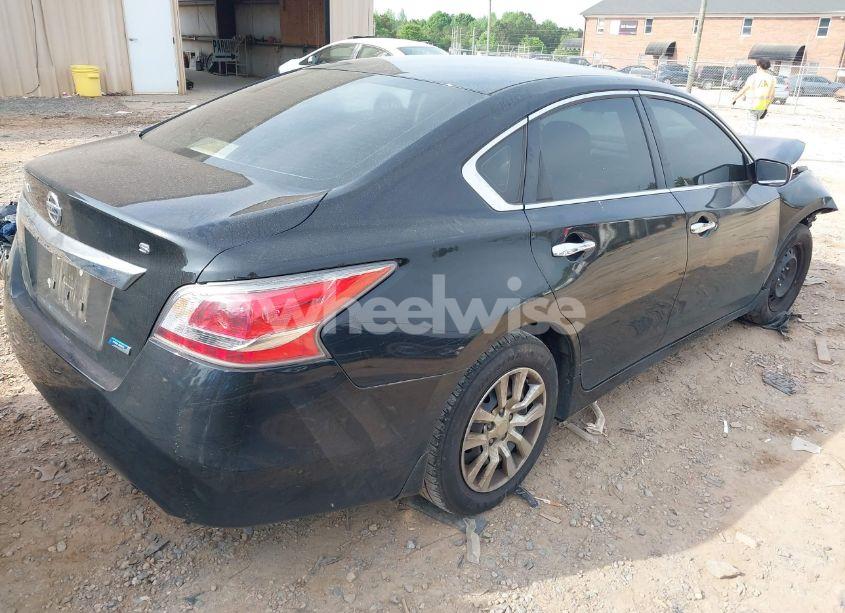 Photo 4 of 2014 Nissan Altima 2.5 S (VIN 1N4AL3AP9EN388211)