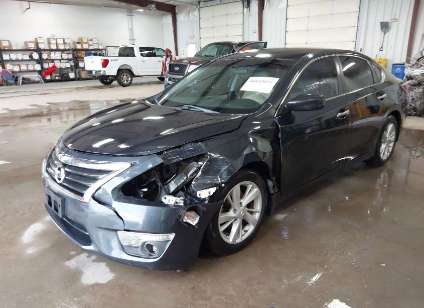 Photo 2 of 2015 Nissan Altima 2.5 SV (VIN 1N4AL3AP9FC102208)