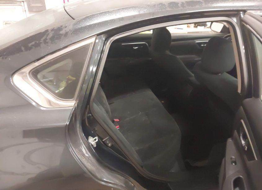 Photo 8 of 2015 Nissan Altima 2.5 S (VIN 1N4AL3AP9FC109370)