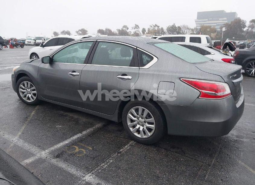 Photo 13 of 2015 Nissan Altima 2.5/2.5 S/2.5 SL/2.5 SV (VIN 1N4AL3AP9FC119607)