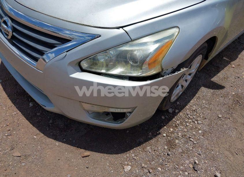Photo 6 of 2015 Nissan Altima 2.5/2.5 S/2.5 SL/2.5 SV (VIN 1N4AL3AP9FC142398)