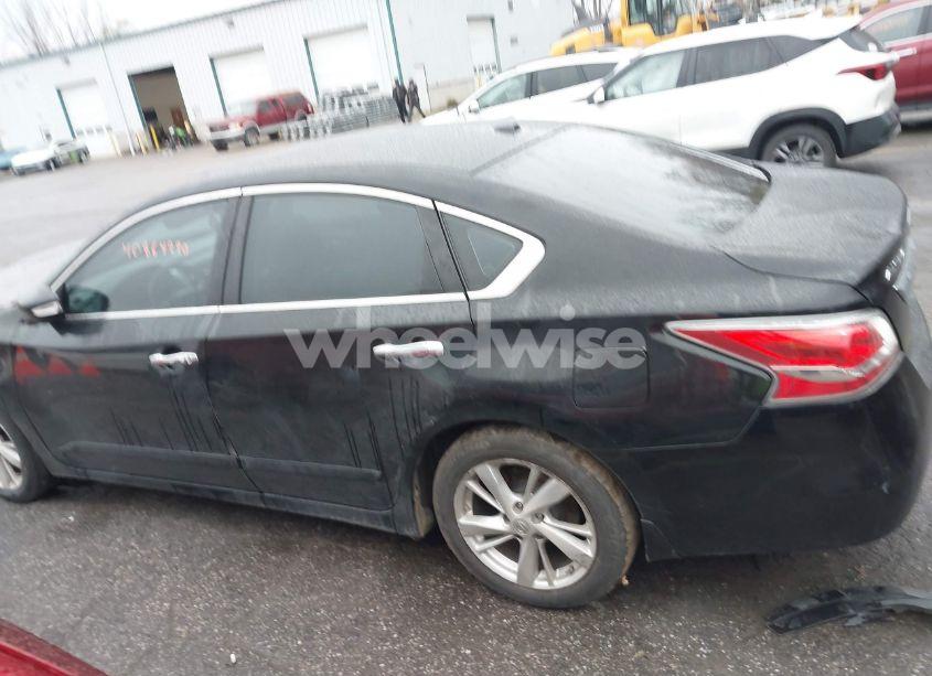 Photo 15 of 2015 Nissan Altima 2.5 SL (VIN 1N4AL3AP9FC146659)