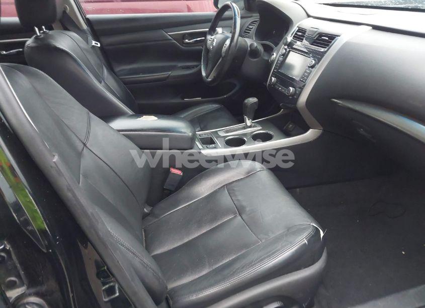 Photo 5 of 2015 Nissan Altima 2.5 SL (VIN 1N4AL3AP9FC146659)