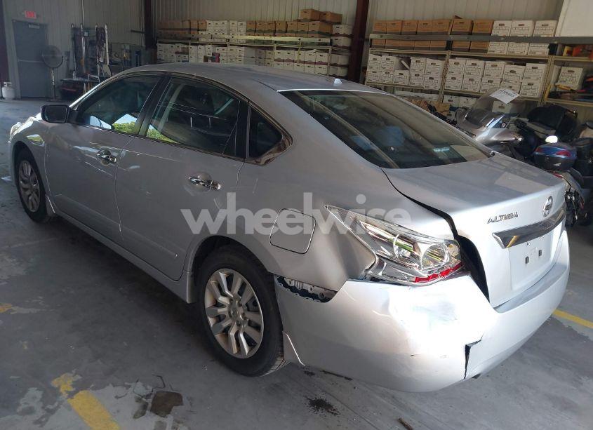 Photo 3 of 2015 Nissan Altima 2.5 S (VIN 1N4AL3AP9FC155555)