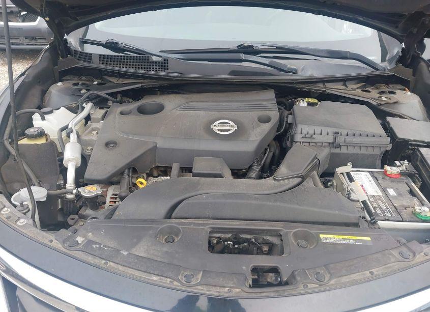 Photo 10 of 2015 Nissan Altima 2.5 S (VIN 1N4AL3AP9FC156138)
