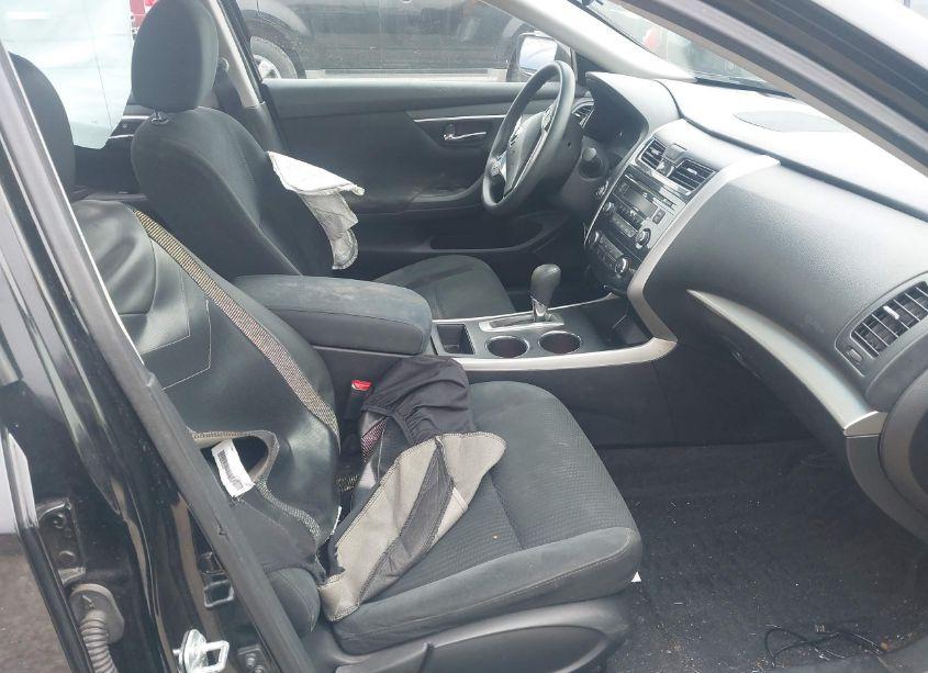 Photo 5 of 2015 Nissan Altima 2.5 S (VIN 1N4AL3AP9FC156138)