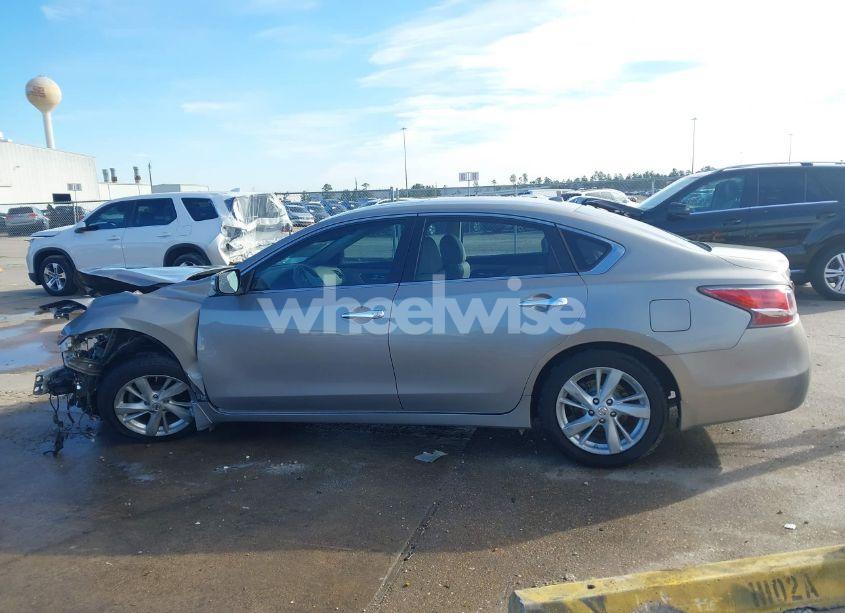 Photo 15 of 2015 Nissan Altima 2.5 SL (VIN 1N4AL3AP9FC156690)