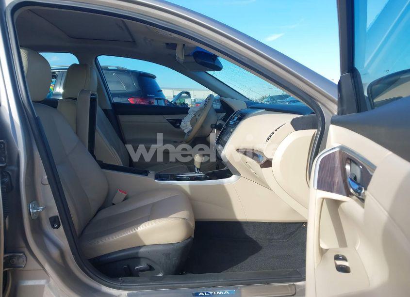 Photo 5 of 2015 Nissan Altima 2.5 SL (VIN 1N4AL3AP9FC156690)