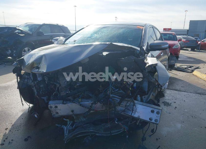 Photo 6 of 2015 Nissan Altima 2.5 SL (VIN 1N4AL3AP9FC156690)