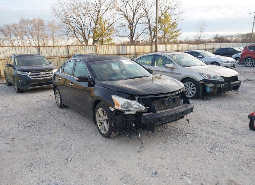 2015 Nissan Altima 2.5 SV (VIN 1N4AL3AP9FC158083) main photo