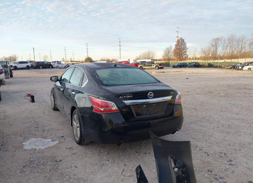 Photo 3 of 2015 Nissan Altima 2.5 SV (VIN 1N4AL3AP9FC158083)