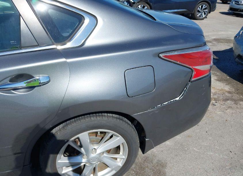 Photo 18 of 2015 Nissan Altima 2.5 SV (VIN 1N4AL3AP9FC159217)