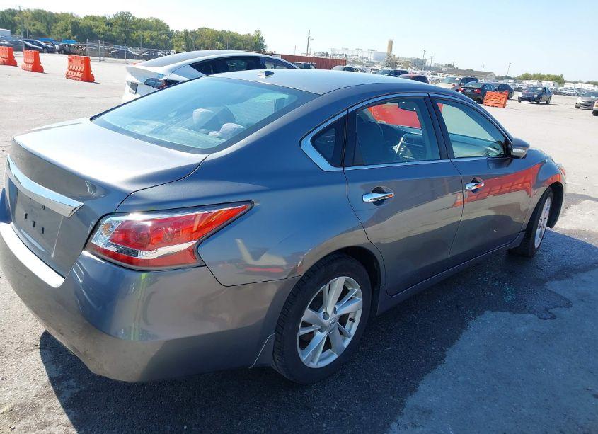 Photo 4 of 2015 Nissan Altima 2.5 SV (VIN 1N4AL3AP9FC159217)