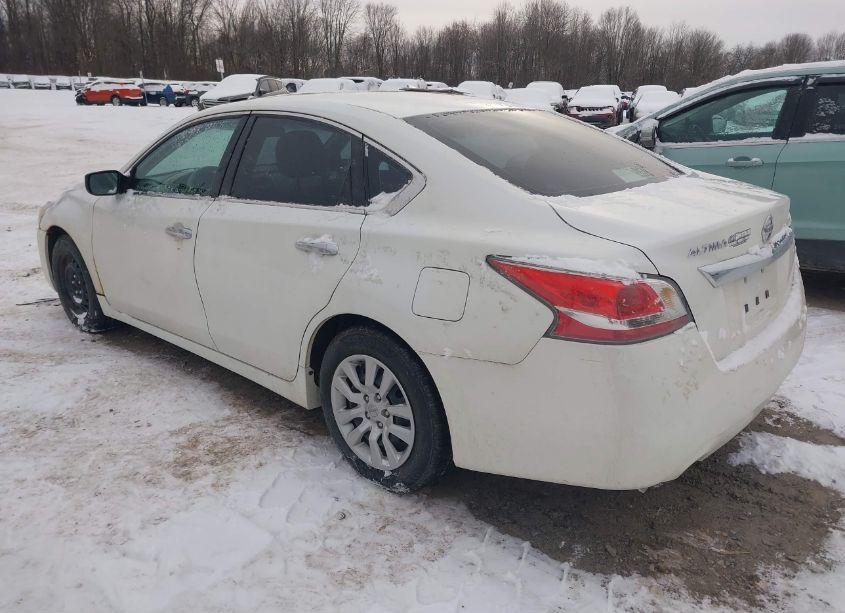Photo 3 of 2015 Nissan Altima 2.5 (VIN 1N4AL3AP9FC160688)
