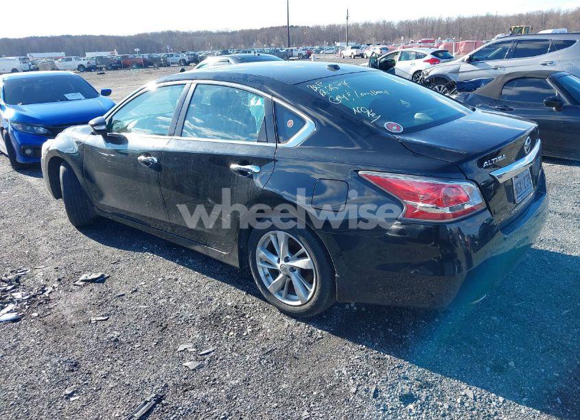 Photo 3 of 2015 Nissan Altima 2.5 SV (VIN 1N4AL3AP9FC162327)