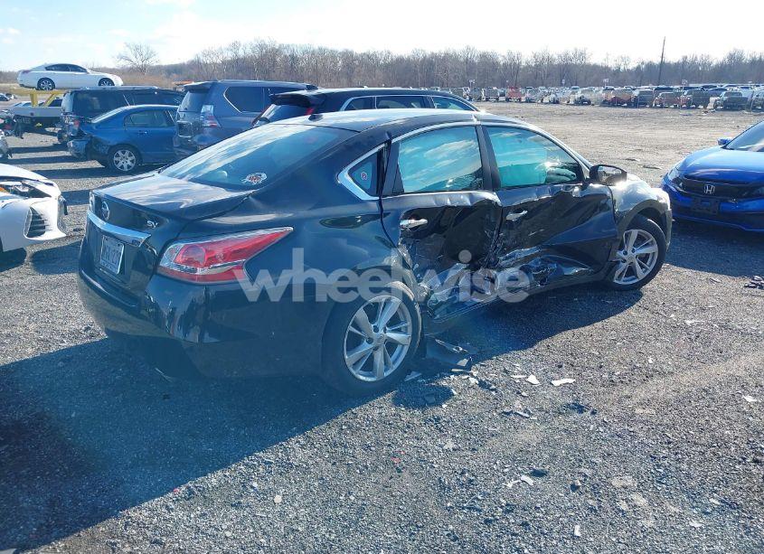 Photo 4 of 2015 Nissan Altima 2.5 SV (VIN 1N4AL3AP9FC162327)