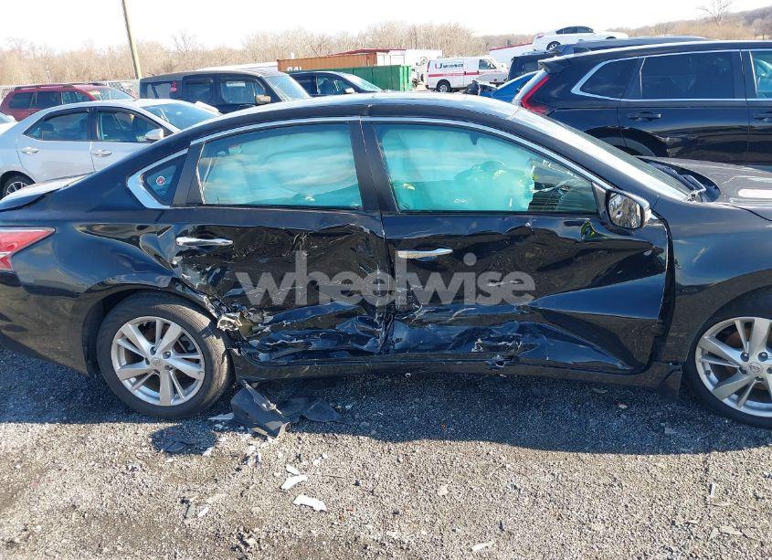 Photo 6 of 2015 Nissan Altima 2.5 SV (VIN 1N4AL3AP9FC162327)