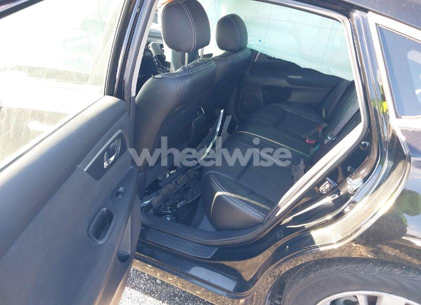 Photo 8 of 2015 Nissan Altima 2.5 SV (VIN 1N4AL3AP9FC162327)