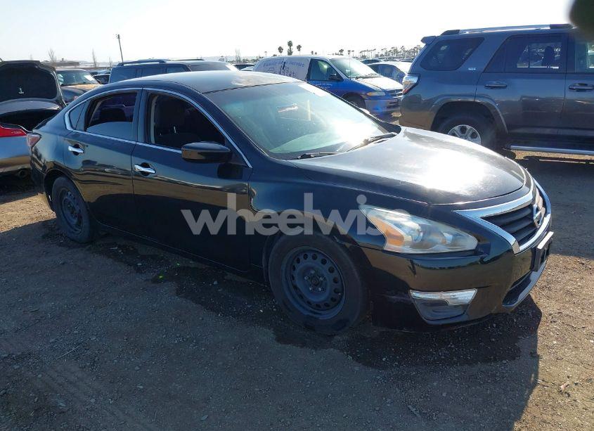 2015 Nissan Altima 2.5 S (VIN 1N4AL3AP9FC162330) main photo