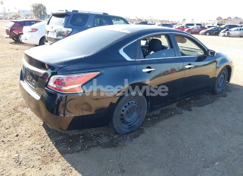 Photo 4 of 2015 Nissan Altima 2.5 S (VIN 1N4AL3AP9FC162330)