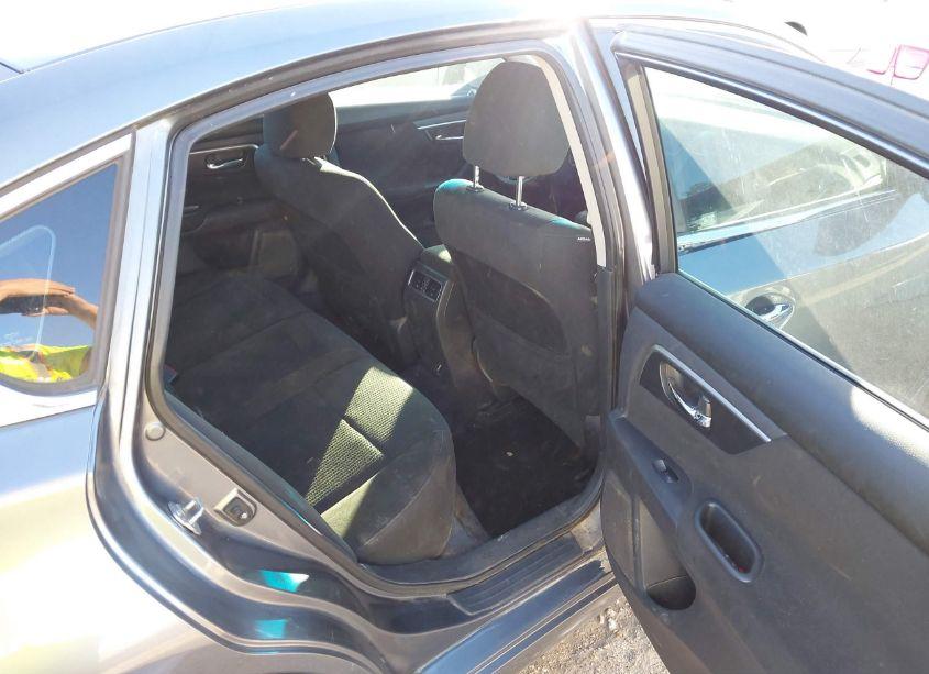 Photo 8 of 2015 Nissan Altima 2.5 SV (VIN 1N4AL3AP9FC193481)