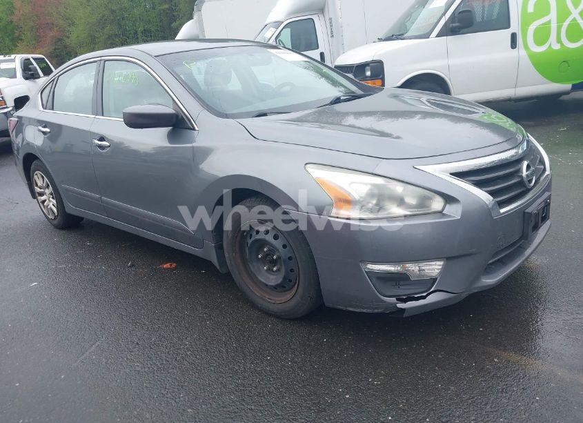 2015 Nissan Altima 2.5 S (VIN 1N4AL3AP9FC193562) main photo