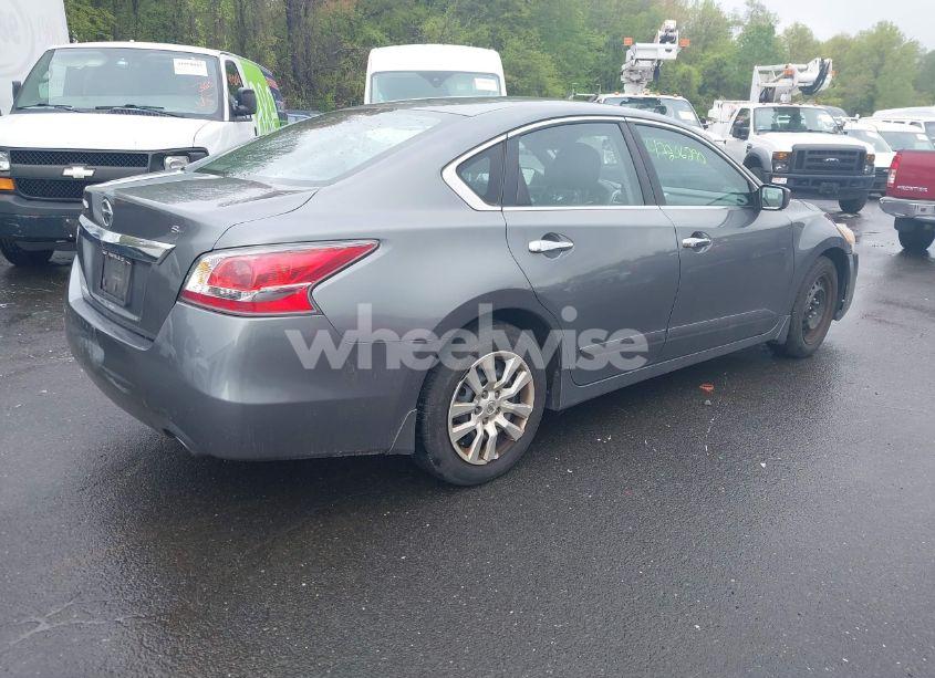 Photo 4 of 2015 Nissan Altima 2.5 S (VIN 1N4AL3AP9FC193562)