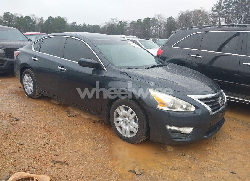 2015 Nissan Altima 2.5 S (VIN 1N4AL3AP9FC195828) main photo