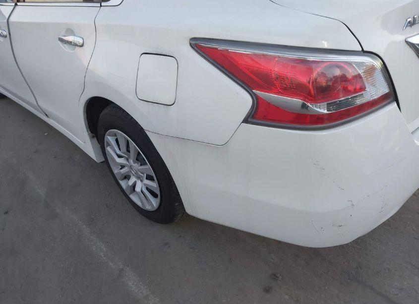 Photo 13 of 2015 Nissan Altima 2.5 (VIN 1N4AL3AP9FC204950)
