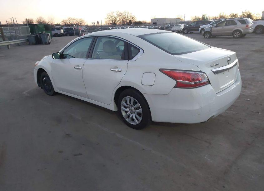 Photo 3 of 2015 Nissan Altima 2.5 (VIN 1N4AL3AP9FC204950)