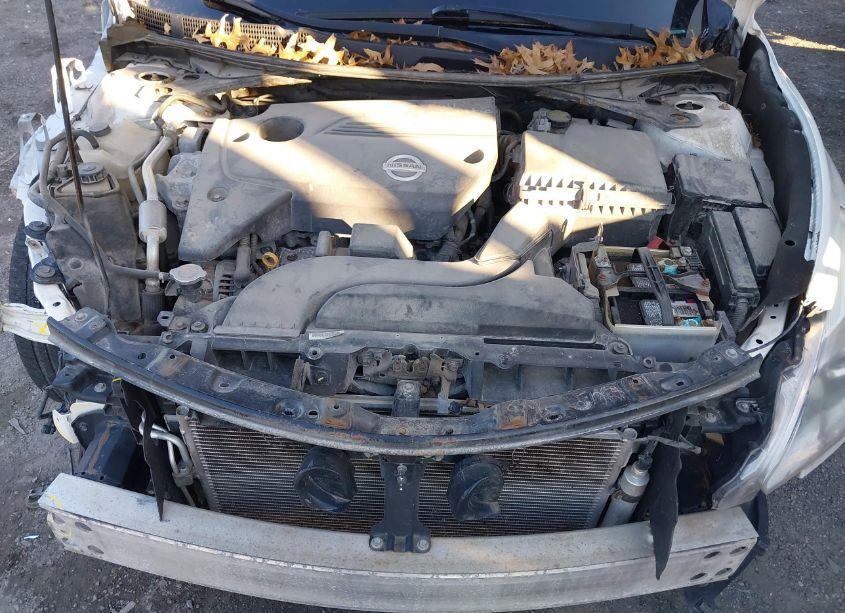 Photo 10 of 2015 Nissan Altima 2.5 S (VIN 1N4AL3AP9FC219450)