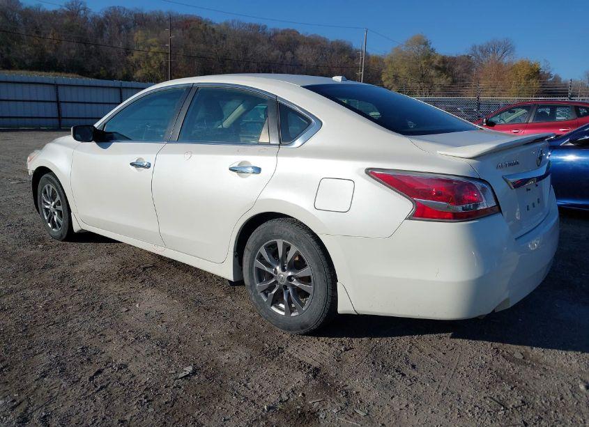 Photo 3 of 2015 Nissan Altima 2.5 S (VIN 1N4AL3AP9FC219450)