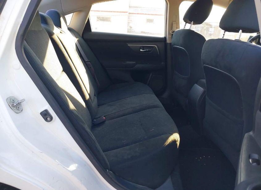 Photo 8 of 2015 Nissan Altima 2.5 S (VIN 1N4AL3AP9FC219450)