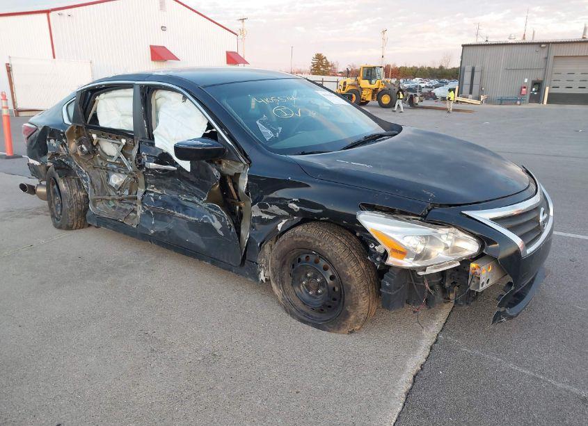2015 Nissan Altima 2.5 S (VIN 1N4AL3AP9FC222266) main photo