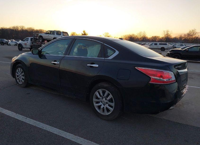 Photo 3 of 2015 Nissan Altima 2.5 S (VIN 1N4AL3AP9FC222266)